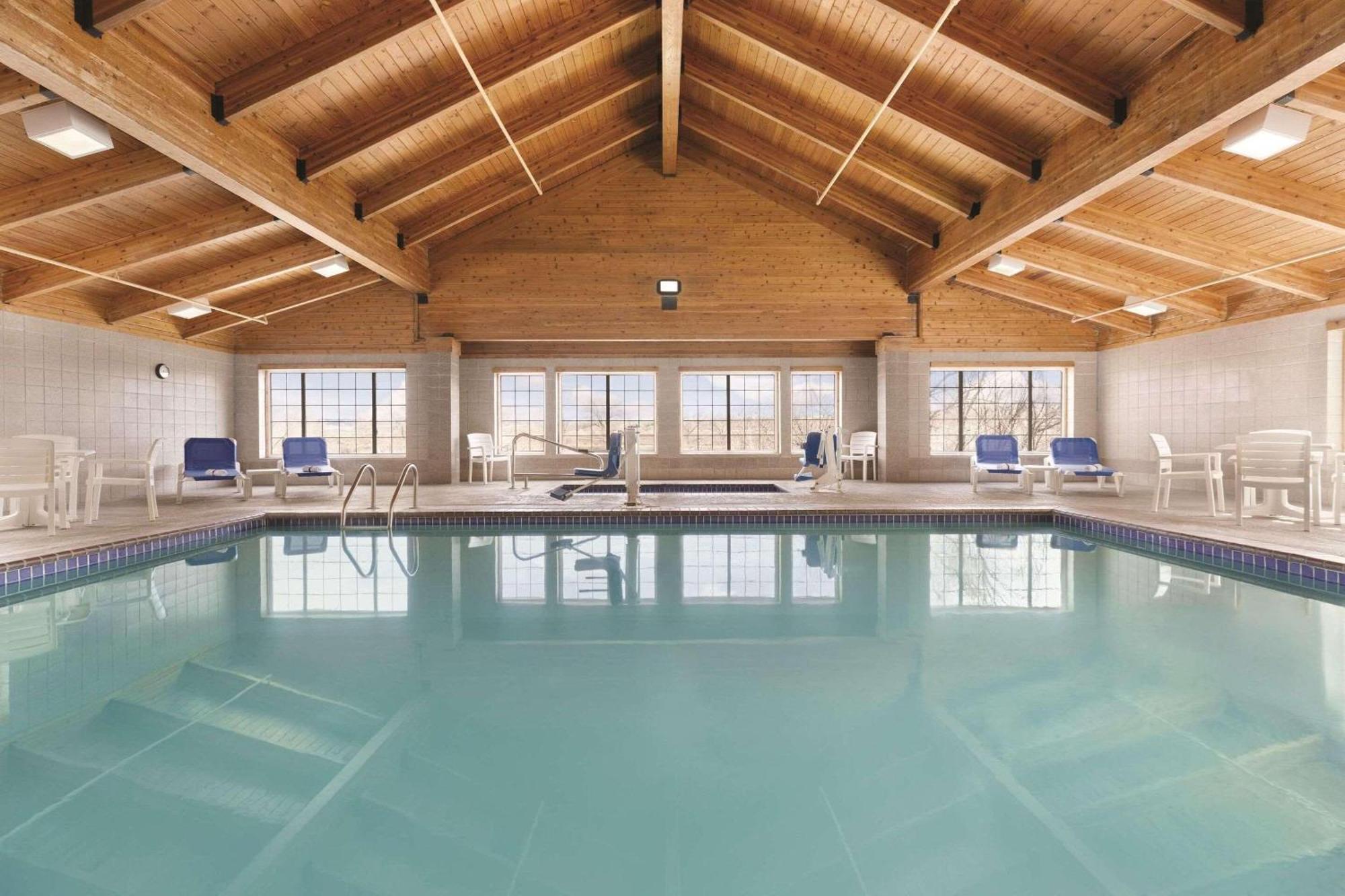 Country Inn & Suites By Radisson, Billings, Mt Buitenkant foto