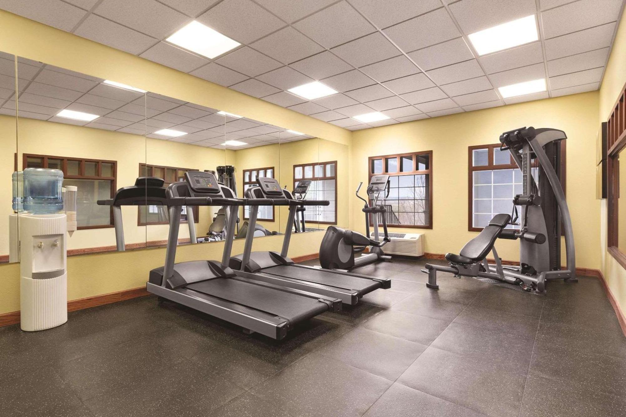 Country Inn & Suites By Radisson, Billings, Mt Buitenkant foto